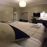Residenza Imperiale بيت ضيافة 2*